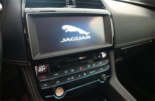 Jaguar F-Pace 25t AWD R-Sport Aut.
